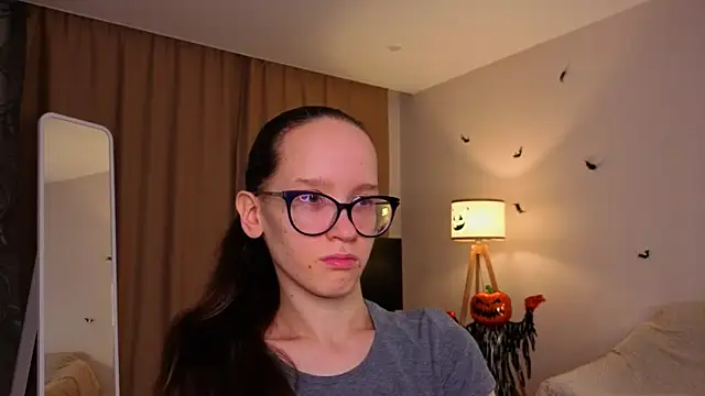 BettyBrowni online show from November 27, 2025, 4:09 pm