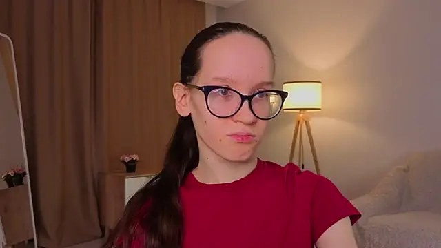 BettyBrowni online show from March 15, 2026, 4:13 pm