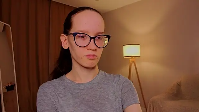 BettyBrowni online show from March 28, 2026, 4:06 pm