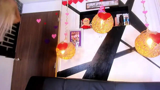 Snapshot of victoria_aleia_ chatting on February 17, 2026, 10:27 pm victoria aleia online show from February 17, 2026, 10:27 pm