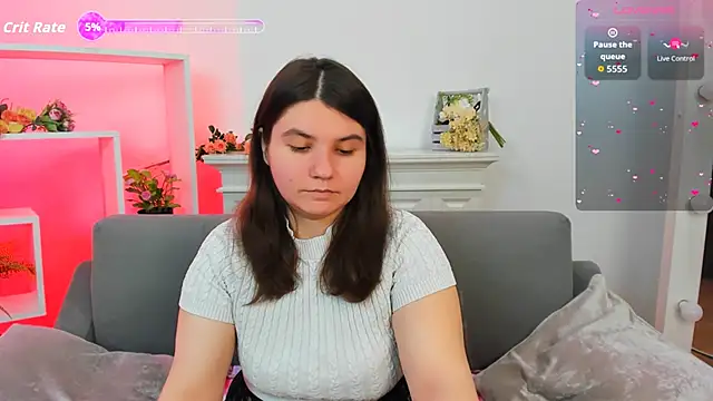 Viola  Shy online show from September 22, 2025, 8:33 pm