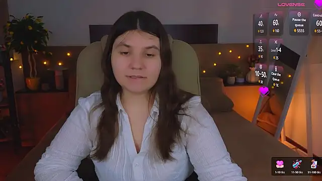 Viola  Shy online show from March 22, 2026, 10:02 pm