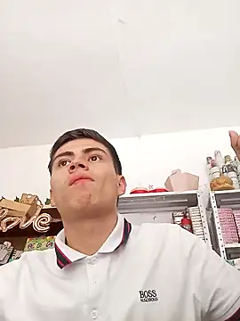 sindays lov3 online show from January 3, 2025, 8:43 pm