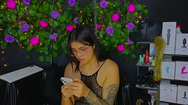 Sweett Mollyy online show from May 19, 2026, 11:33 pm