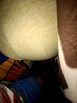 chica travieza online show from February 16, 2026, 5:36 am