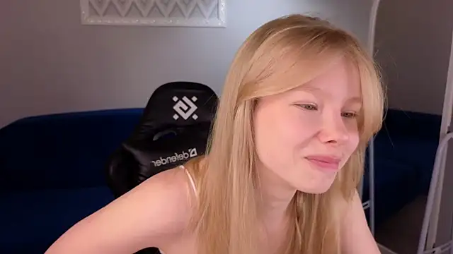 Sarra Cooper online show from January 20, 2025, 4:21 am