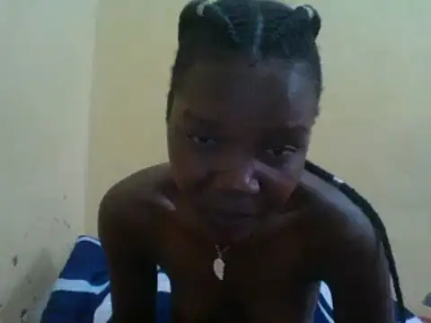 Snapshot of girltotok chatting on March 3, 2025, 10:06 am girltotok online show from March 3, 2025, 10:06 am