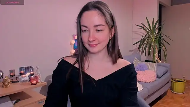 Snapshot of cClandesTina chatting on December 8, 2024, 2:41 pm cClandesTina online show from December 8, 2024, 2:41 pm