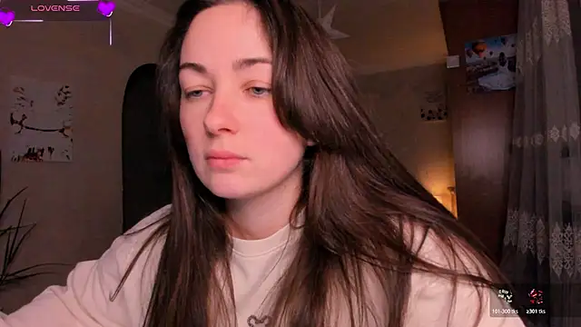 Snapshot of cClandesTina chatting on March 6, 2026, 9:44 pm cClandesTina online show from March 6, 2026, 9:44 pm