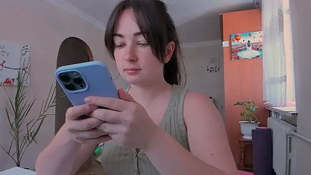 Snapshot of cClandesTina chatting on June 27, 2026, 9:58 am cClandesTina online show from June 27, 2026, 9:58 am