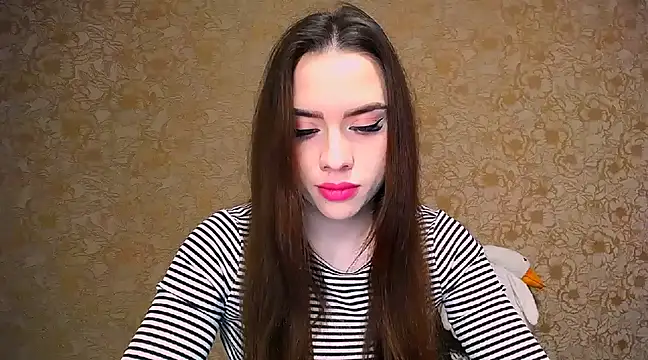  your fantasy girl online show from March 19, 2025, 7:38 pm