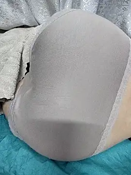 Haralushiaaa online show from November 7, 2025, 7:36 pm