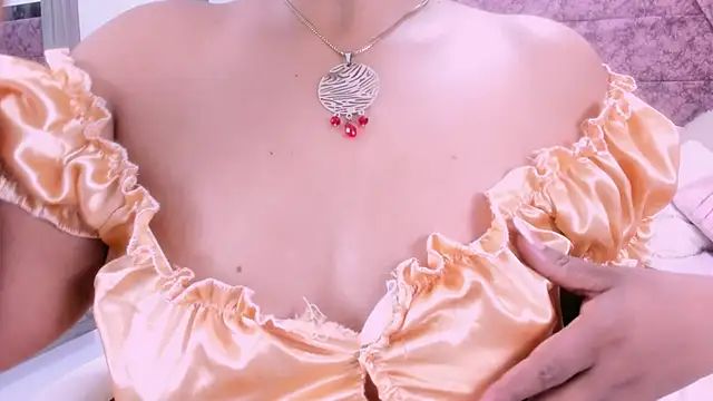  Lakshmi hotx online show from February 12, 2025, 3:05 pm