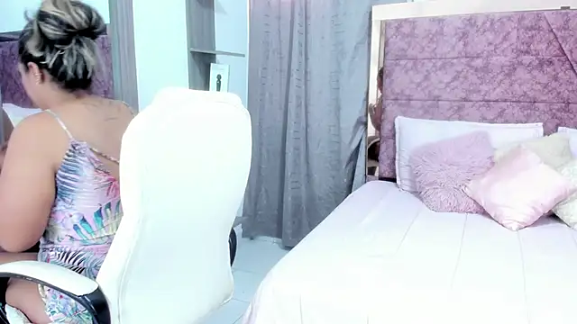  Lakshmi hotx online show from February 20, 2025, 12:15 pm