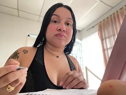 Pretty Isadora online show from March 16, 2025, 7:38 pm