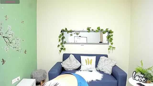 on tefa online show from February 21, 2025, 7:43 pm