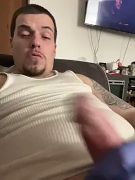 joeycbigcock online show from February 24, 2025, 5:33 am