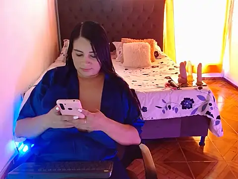 Kerly Lopez online show from July 3, 2026, 7:31 pm