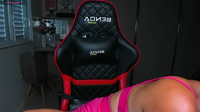 ivyy scott online show from February 26, 2026, 4:17 pm