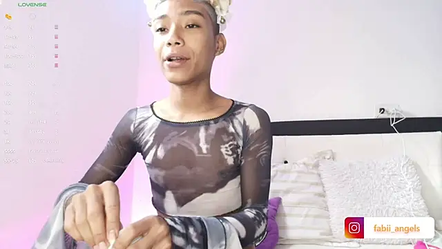 Snapshot of alejo_cute chatting on December 12, 2024, 1:17 pm alejo cute online show from December 12, 2024, 1:17 pm