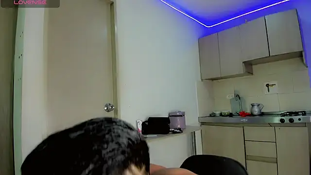 Snapshot of alejo_cute chatting on January 23, 2025, 6:14 pm alejo cute online show from January 23, 2025, 6:14 pm