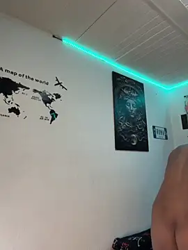 alejo cute online show from June 26, 2026, 1:04 pm