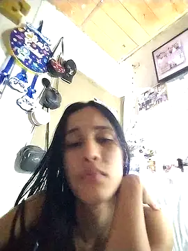 The-quee22 online show from December 22, 2025, 5:26 am