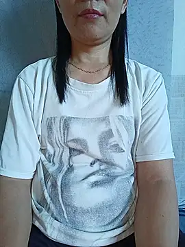 Snapshot of Asian_girl13 chatting on June 10, 2026, 2:12 am Asian girl13 online show from June 10, 2026, 2:12 am