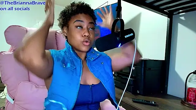 Snapshot of BriannaBrave chatting on April 1, 2026, 2:01 am BriannaBrave online show from April 1, 2026, 2:01 am