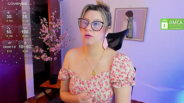 Snapshot of Chanelll_Taylorr_ chatting on March 13, 2025, 12:02 pm Chanelll Taylorr online show from March 13, 2025, 12:02 pm