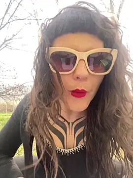 OniricFemme online show from March 5, 2026, 9:49 am