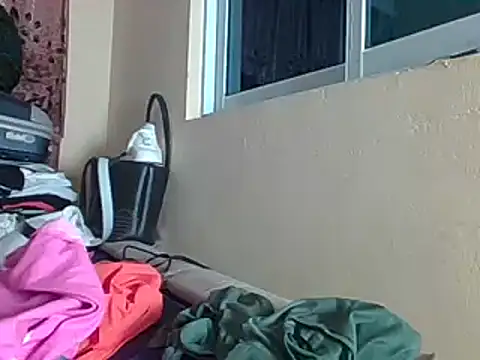 awino001 online show from December 22, 2024, 7:21 pm