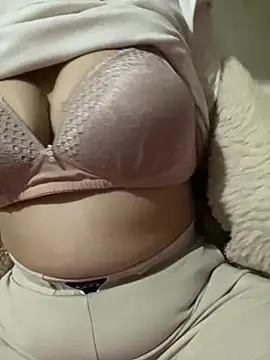 Milk Mom99 online show from February 27, 2025, 1:48 am