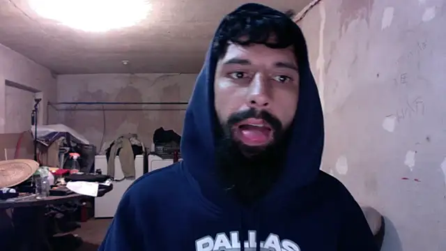 Snapshot of LoretoMx chatting on December 19, 2025, 2:40 am LoretoMx online show from December 19, 2025, 2:40 am