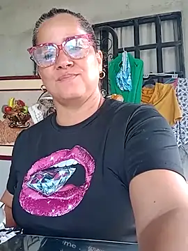 natally ross21 online show from February 18, 2025, 1:00 pm