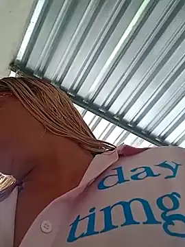 natally ross21 online show from March 2, 2025, 12:43 pm