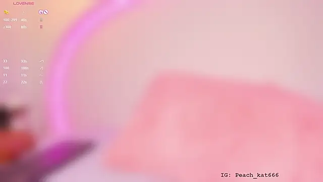 Snapshot of katiepeach_ chatting on January 18, 2025, 3:38 pm katiepeach online show from January 18, 2025, 3:38 pm