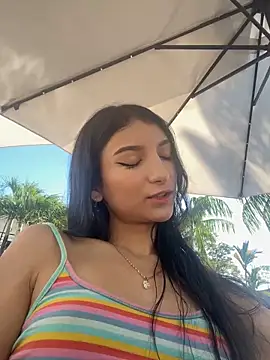 Snapshot of loly-yandere chatting on January 18, 2025, 8:19 pm loly-yandere online show from January 18, 2025, 8:19 pm