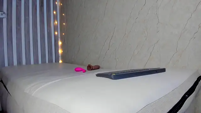 sabrinahimss online show from March 8, 2025, 12:33 am