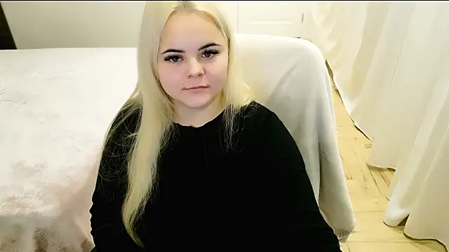 lovely-eyes online show from December 21, 2024, 12:20 am