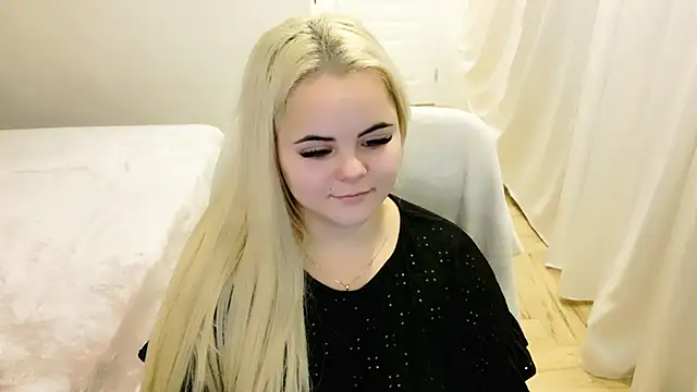 lovely-eyes online show from December 27, 2024, 4:15 am