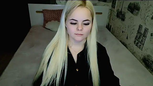 lovely-eyes online show from February 11, 2026, 7:30 pm