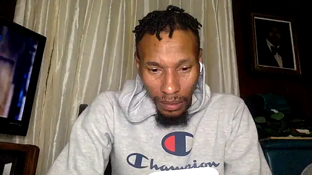 Snapshot of KingDerRico chatting on November 8, 2025, 2:01 am KingDerRico online show from November 8, 2025, 2:01 am