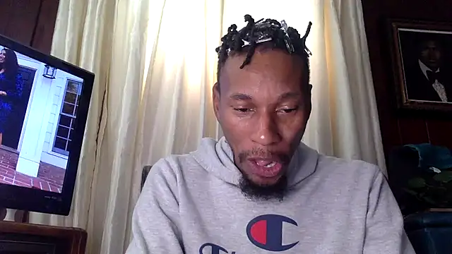 Snapshot of KingDerRico chatting on November 10, 2025, 6:51 pm KingDerRico online show from November 10, 2025, 6:51 pm