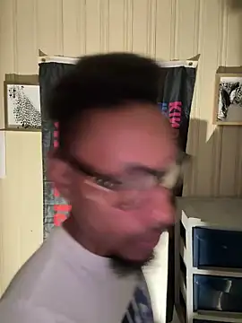 KingDerRico online show from May 14, 2026, 6:04 pm