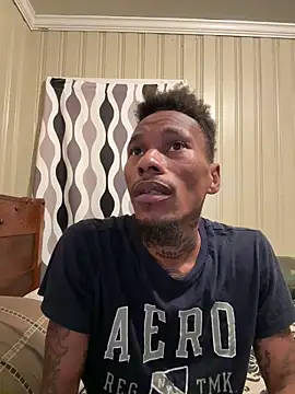 KingDerRico online show from May 25, 2026, 1:11 am