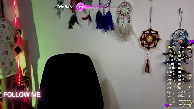 Zoe--khalL online show from June 18, 2026, 4:46 am