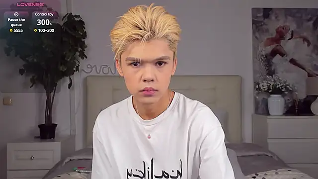 Felix Rey online show from February 22, 2025, 8:31 pm