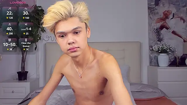 Felix Rey online show from March 2, 2025, 10:38 pm