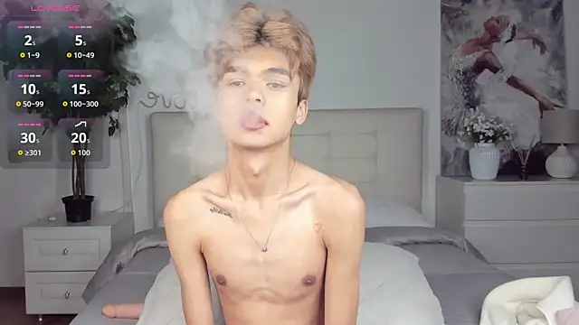 Felix Rey online show from October 8, 2025, 5:32 pm